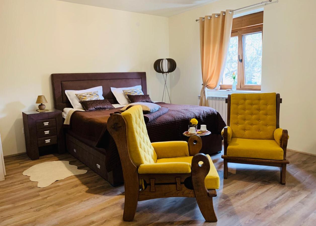 Zvjezdana Dolina Garni Hotel Andrijevica Buitenkant foto
